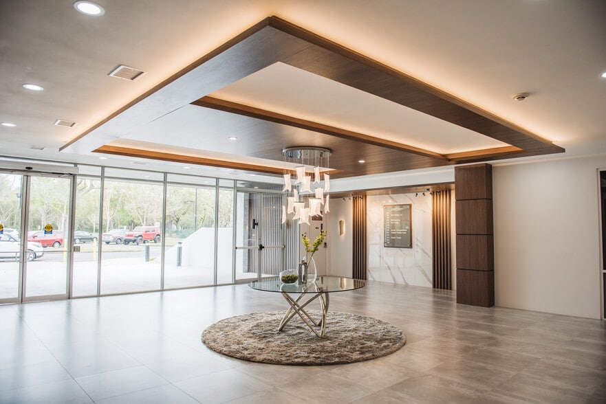 More Photos Of 707 Mendham Blvd, Orlando Office For Lease