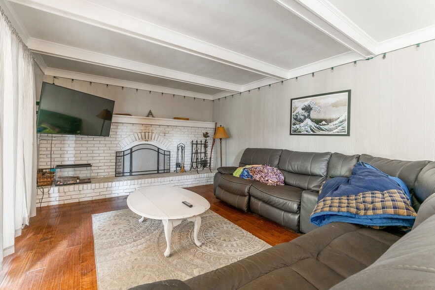 More Photos Of 10937 Johnstown Rd, New Albany Land For Sale