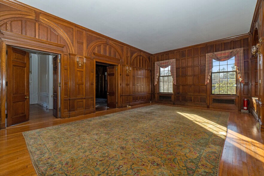 More Photos Of 1265 Asylum Ave, Hartford Lodge Meeting Hall For Lease