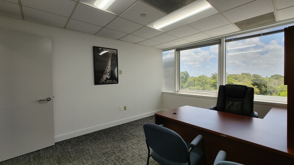 More Photos Of 210 N University Dr, Coral Springs Office For Lease