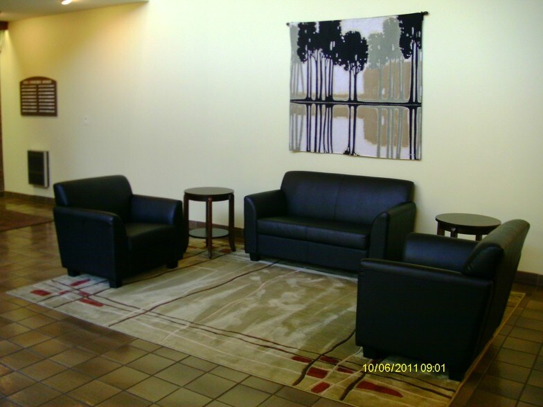 More Photos Of 5252 Cherokee Ave, Alexandria Schools For Lease