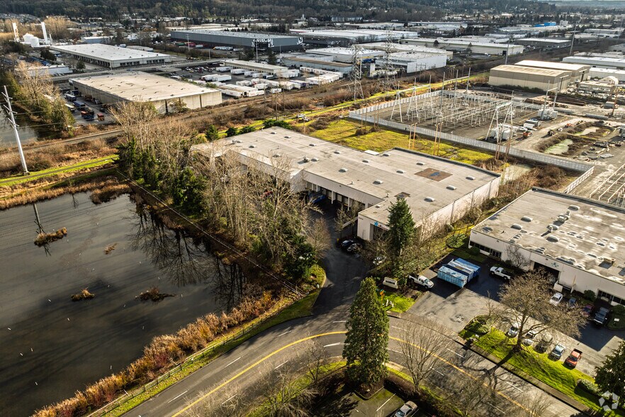More Photos Of 22014-22020 72nd Ave S, Kent Warehouse For Lease