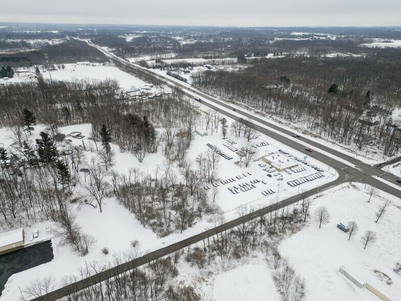 More Photos Of 597 Us-30, Valparaiso Auto Dealership For Sale