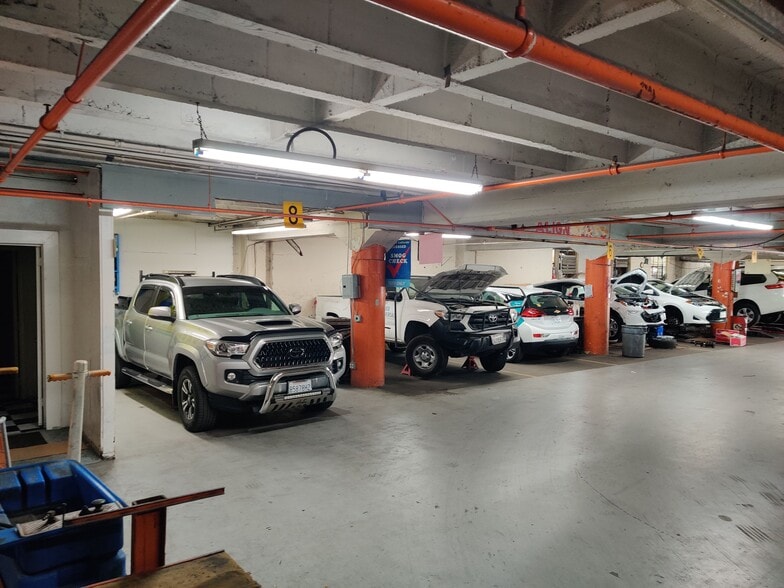 More Photos Of 715 Witmer St, Los Angeles Auto Repair For Sale