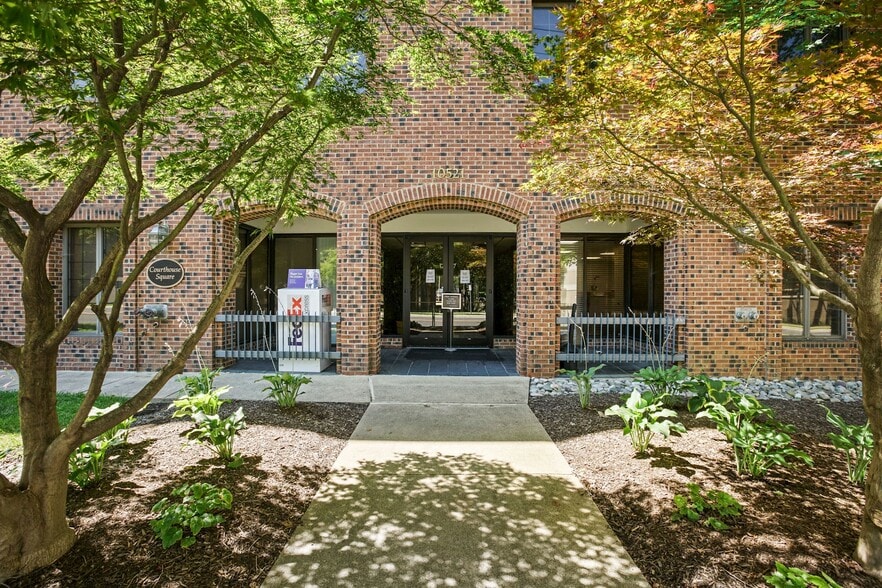 More Photos Of 10521 Judicial Dr, Fairfax Medical For Sale