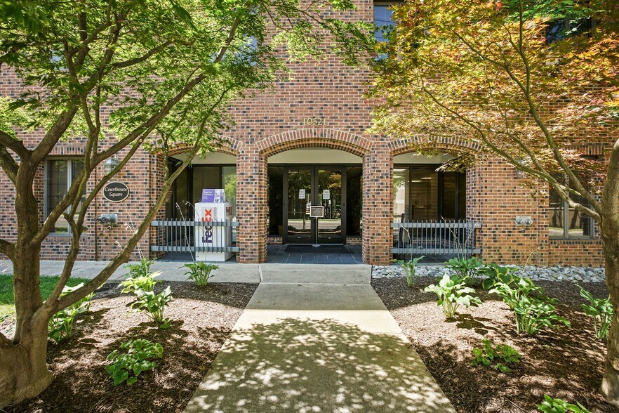 More Photos Of 10521 Judicial Dr, Fairfax Medical For Sale