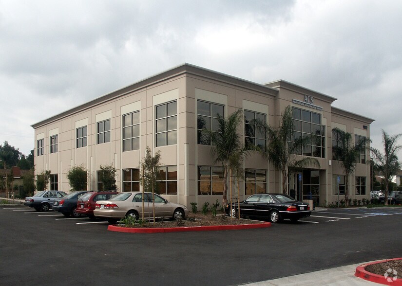 More Photos Of 1122 Bristol St, Costa Mesa Medical For Lease