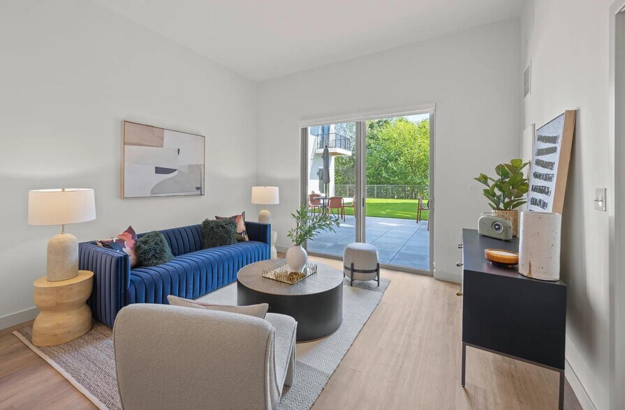 More Photos Of 2 Los Angeles St, Newton Apartments For Lease