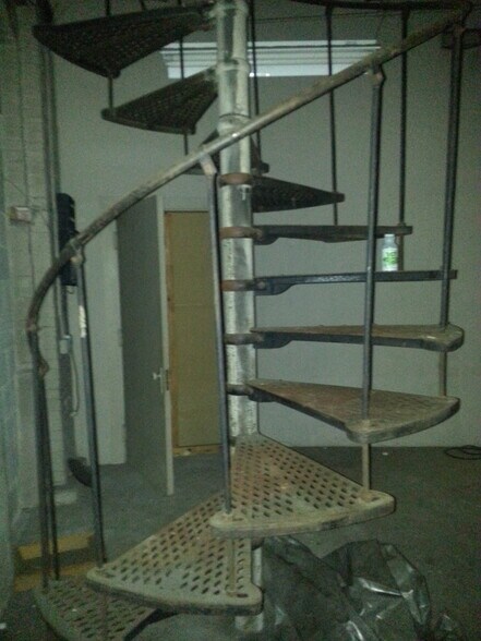 More Photos Of 722 Spring St, Reading Manufacturing For Sale