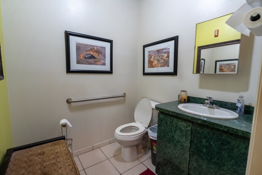 More Photos Of 1704-1726 N University Dr, Coral Springs Medical For Lease