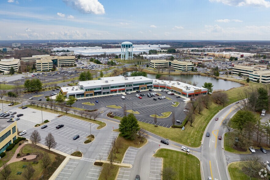 More Photos Of 8865 Stanford Blvd, Columbia General Retail For Lease