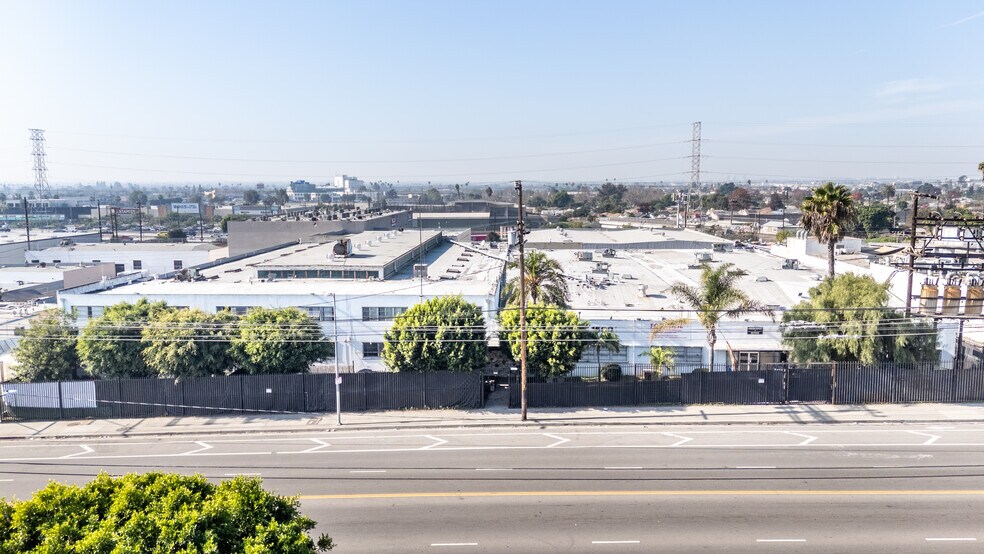 More Photos Of 15001 S Figueroa St, Gardena Distribution For Lease