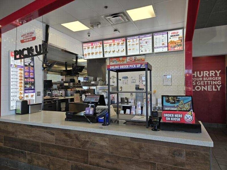 More Photos Of 9113 E Guadalupe Rd, Mesa Fast Food For Sale