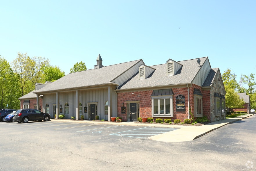 More Photos Of 37701-37785 Pembroke Ave, Livonia Office For Lease