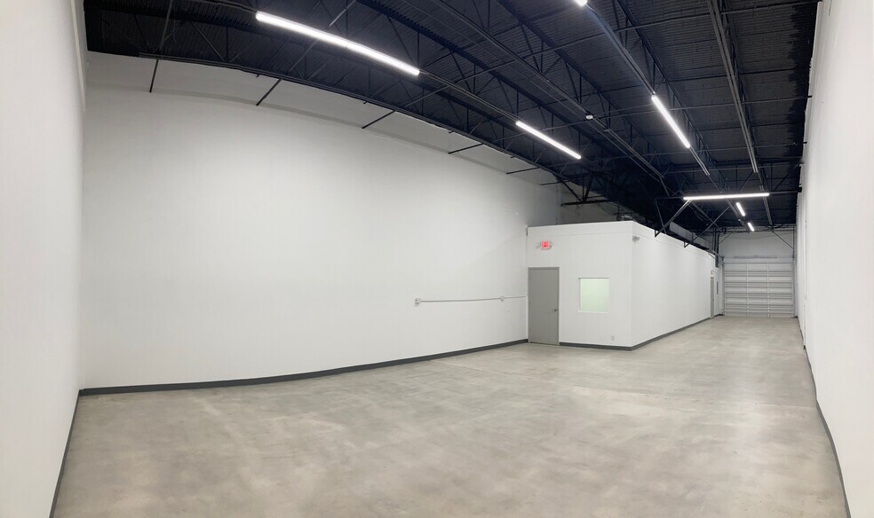 Primary Photo Of 3132 Fortune Way, Wellington Warehouse For Lease