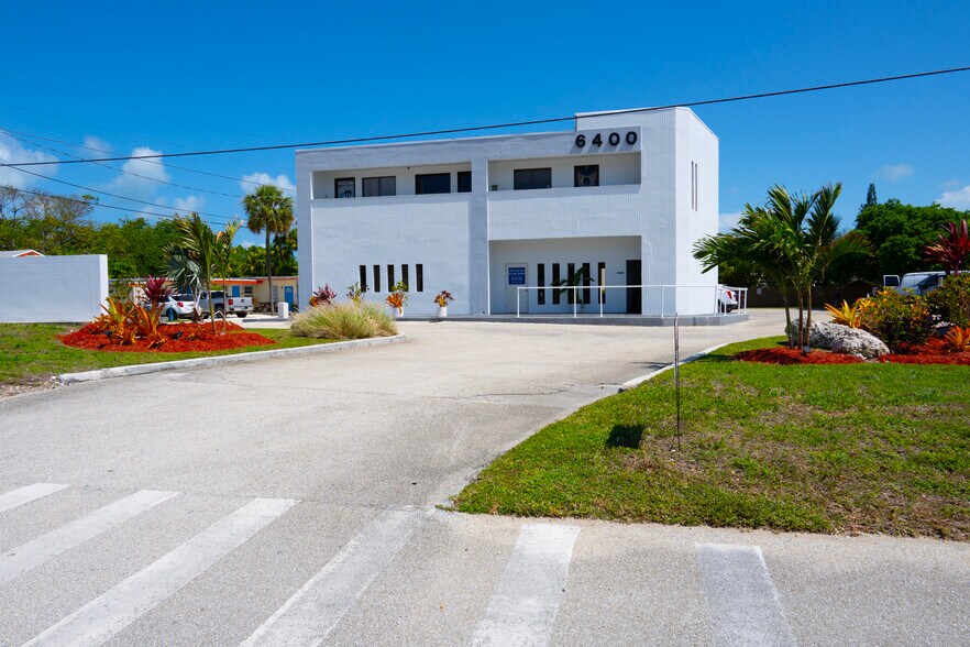 More Photos Of 6400 Overseas Hwy, Marathon Medical For Lease
