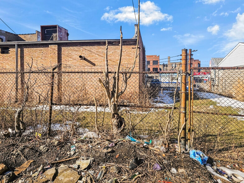 More Photos Of 8115 S Cottage Grove Ave, Chicago Flex For Sale