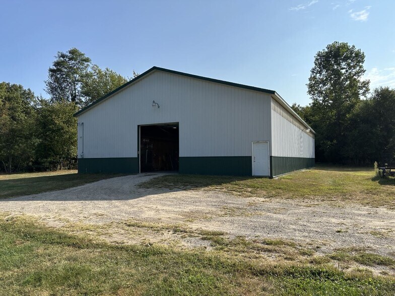 More Photos Of 4730 Scottdale Rd, Saint Joseph Specialty For Sale