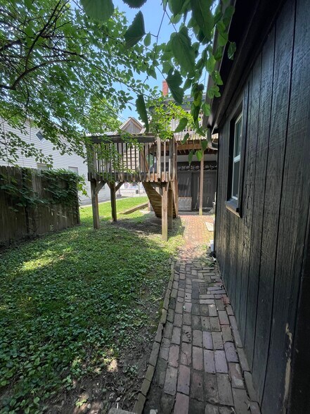 More Photos Of 401-403 Elm St, Ludlow Storefront Retail Residential For Sale