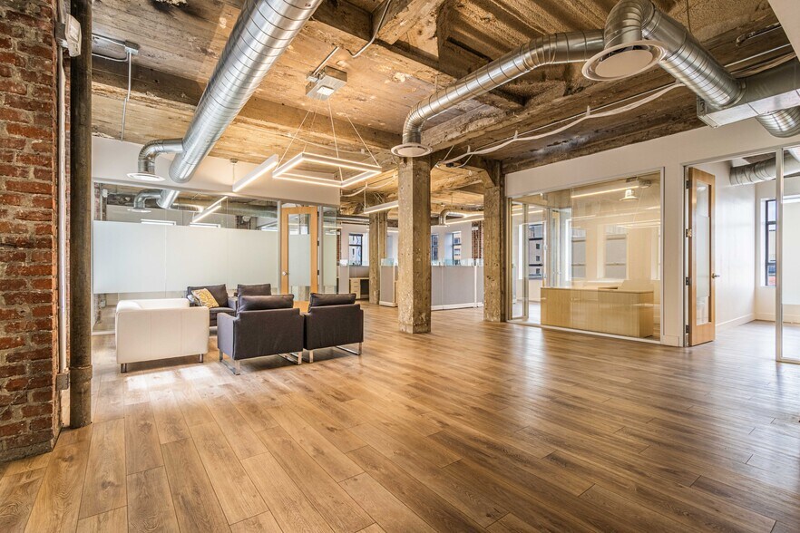 More Photos Of 1700 Broadway, Oakland Office For Lease