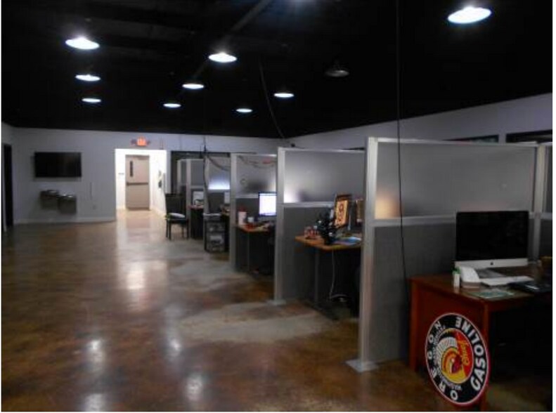 More Photos Of 4894 W Hwy 84, Vidalia Warehouse For Sale