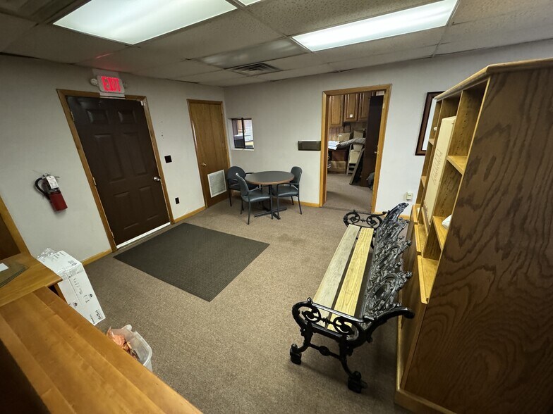 More Photos Of 905 Miami St, Akron Warehouse For Sale