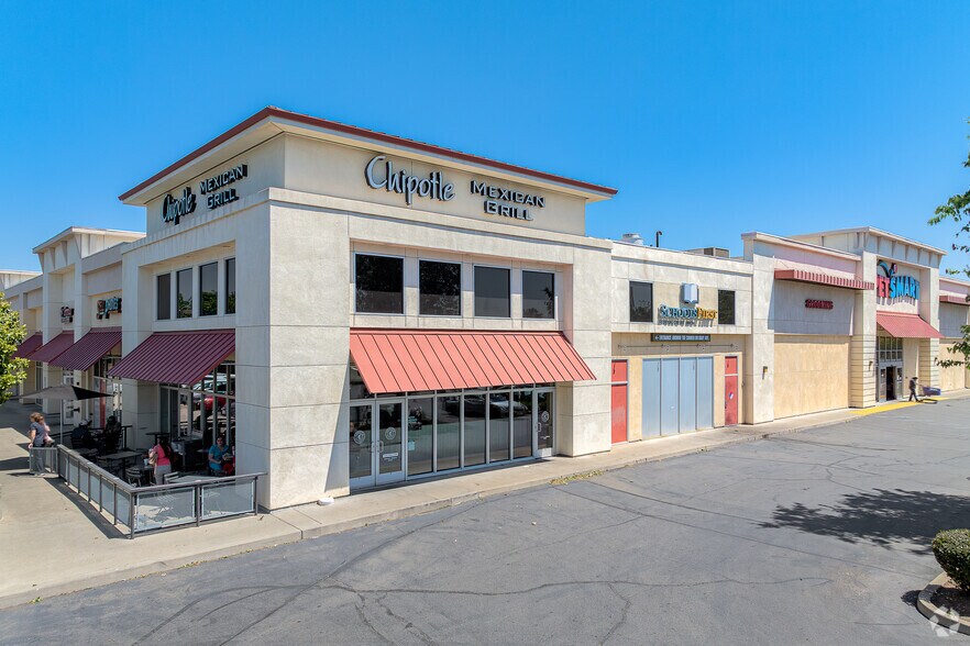 More Photos Of 865 Colusa Ave, Yuba City Department Store For Sale