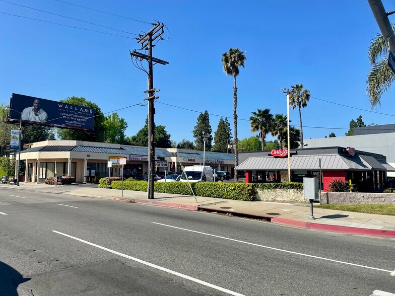 More Photos Of 5800 Obama Blvd, Los Angeles Unknown For Lease