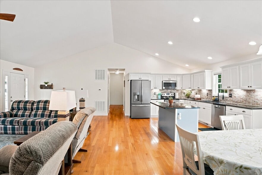 More Photos Of 1309 Redland Rd, Cross Junction Winery Vineyard For Sale