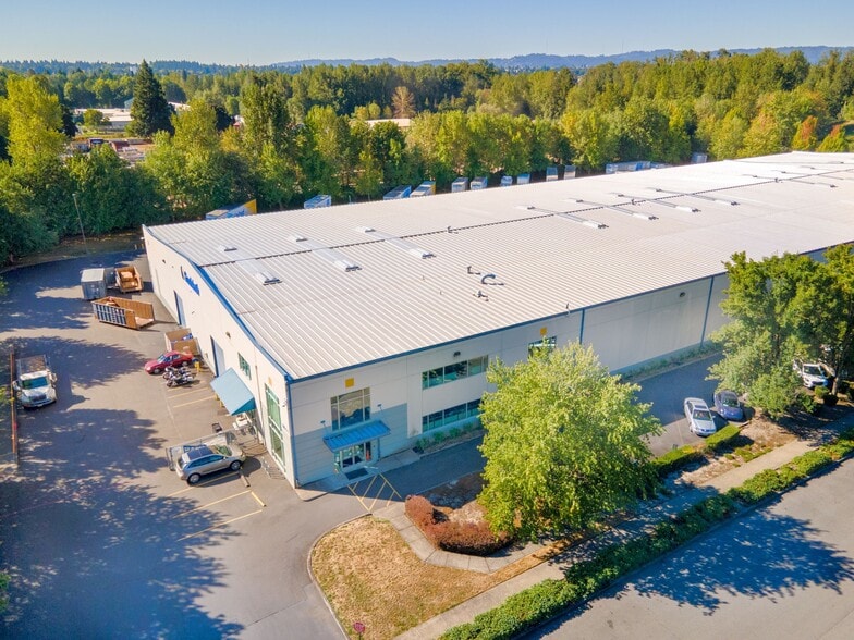 More Photos Of 9611 NE Sunderland Ave, Portland Warehouse For Lease