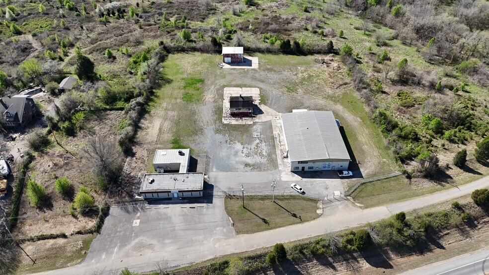 More Photos Of 6901 W Okmulgee Ln, Muskogee Warehouse For Lease