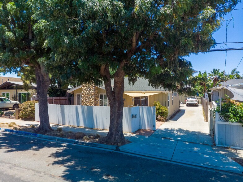More Photos Of 2368 Soto St, San Diego Multifamily For Sale