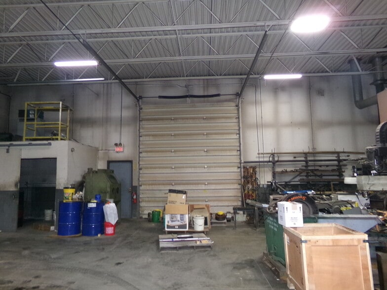 More Photos Of 2899 Industrial Park Dr, Austinburg Manufacturing For Sale