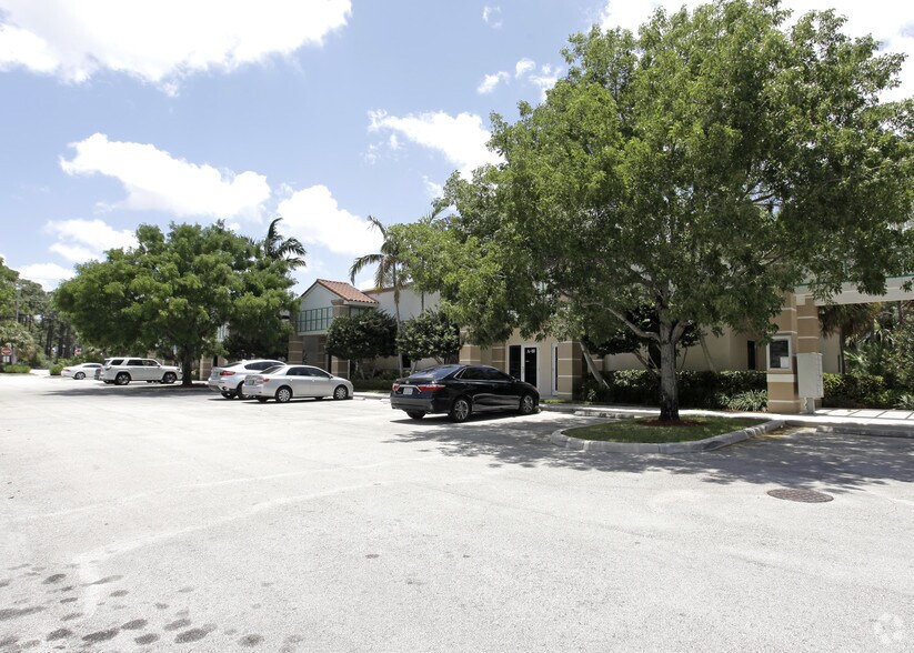 More Photos Of 4851 W Hillsboro Blvd, Coconut Creek Office For Lease