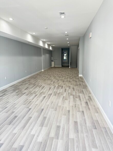 More Photos Of 326 N Howard St, Baltimore Storefront Retail Office For Lease