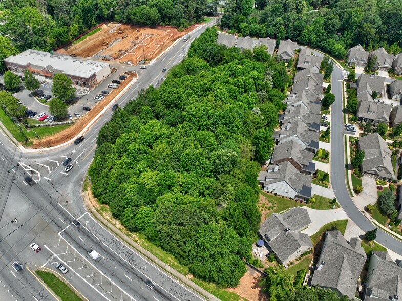 More Photos Of 1299 W Wylie Bridge Rd, Woodstock Land For Lease