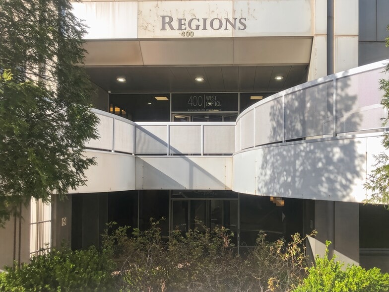 More Photos Of 400 W Capitol Ave, Little Rock Coworking Space