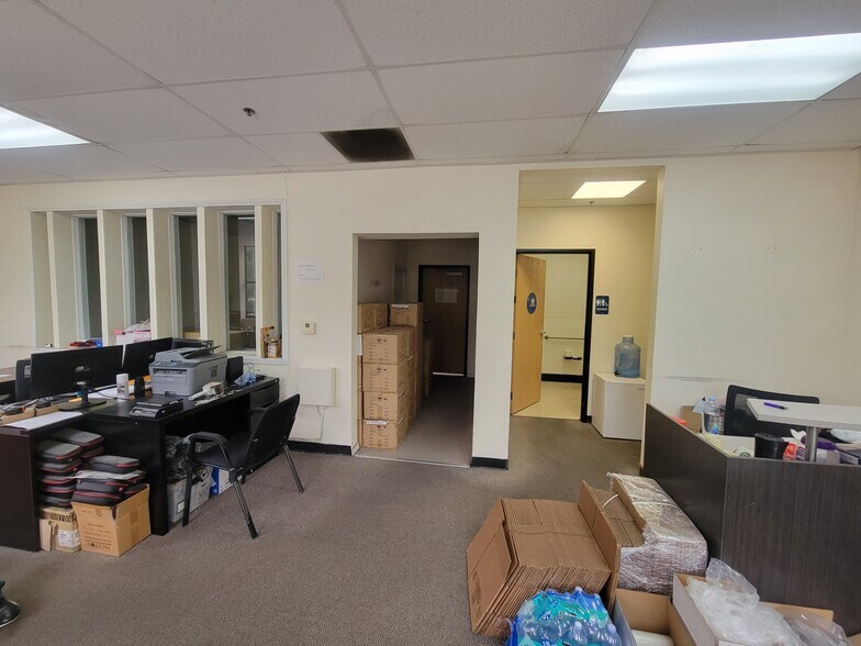 More Photos Of 909 S Cucamonga Ave, Ontario Warehouse For Sale