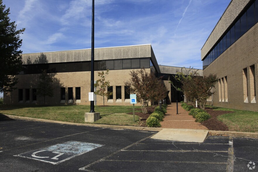 More Photos Of 309 Plus Park Blvd, Nashville Loft Creative Space For Lease