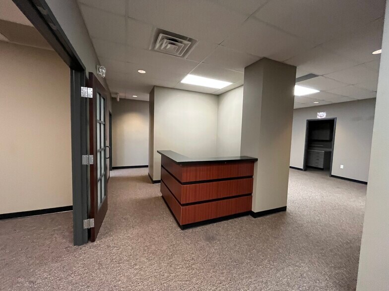More Photos Of 7340 W 21st St N, Wichita Office For Lease