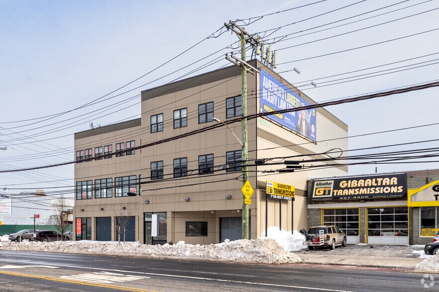 Primary Photo Of 2000 Hylan Blvd, Staten Island Coworking Space