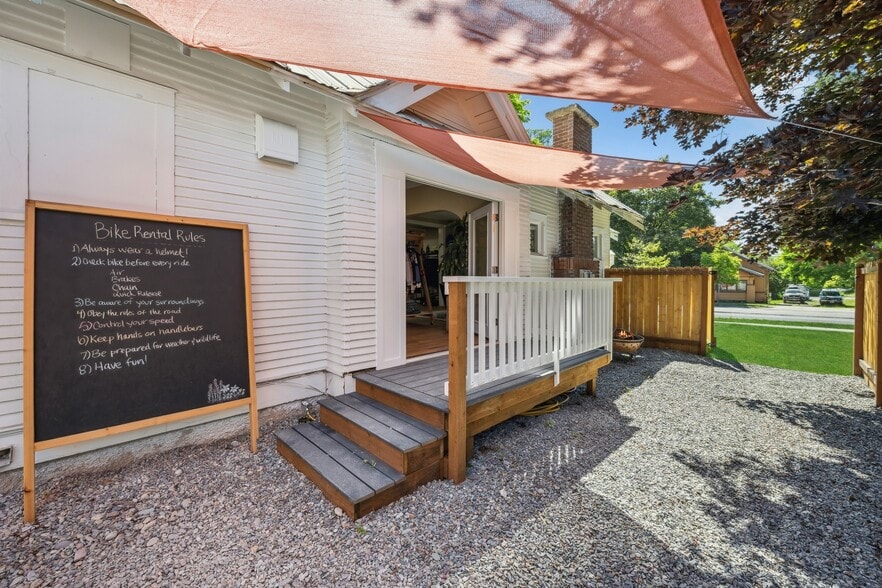 More Photos Of 541 Spokane Ave, Whitefish Office For Sale