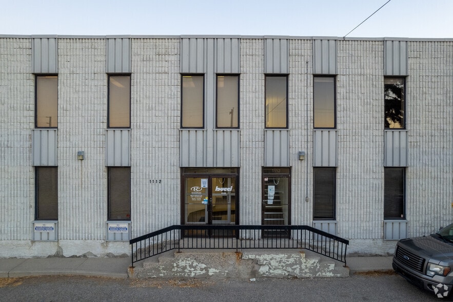 More Photos Of 1112 40th Ave NE, Calgary Warehouse For Lease