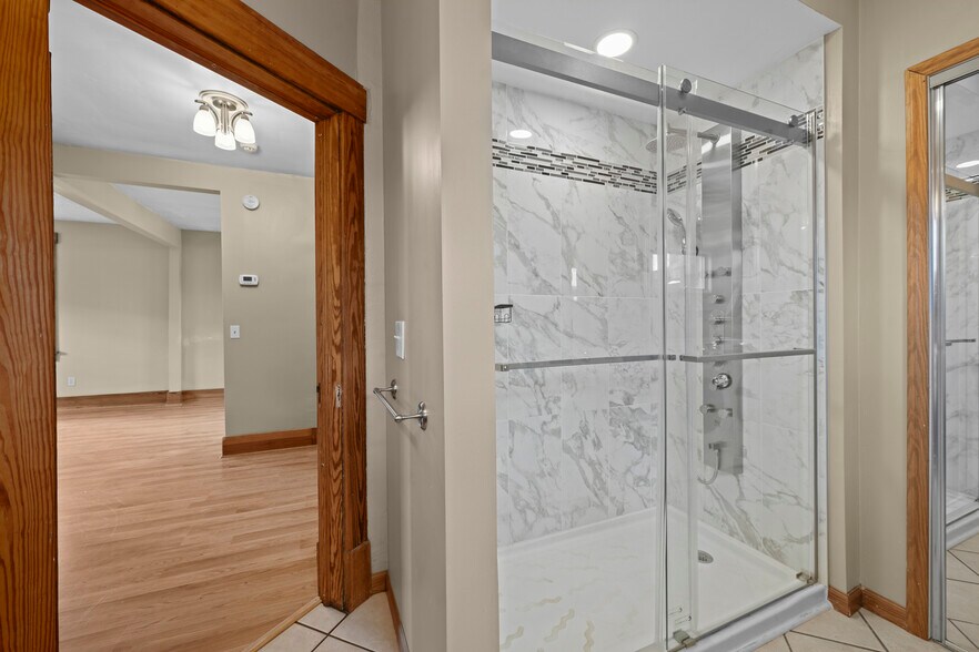 More Photos Of 832 S Main St, Canton Specialty For Sale