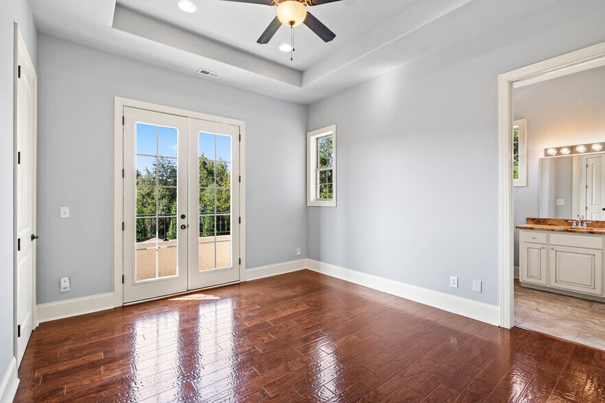 More Photos Of 220 Fincher Rd, Pauline Lodge Meeting Hall For Sale