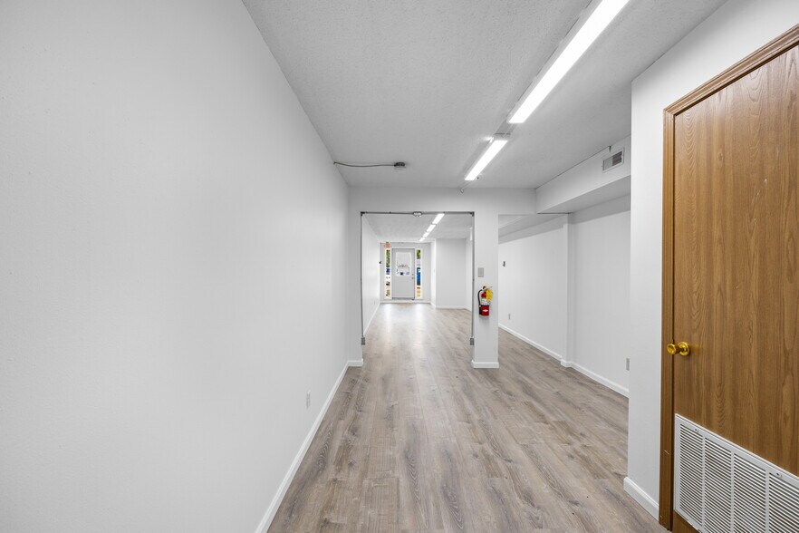 More Photos Of 207-209 S 2nd St, Festus Storefront Retail Residential For Lease