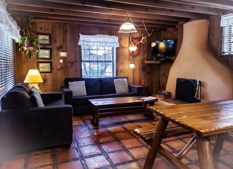 More Photos Of 88 Main St, Pinos Altos Hotel For Sale