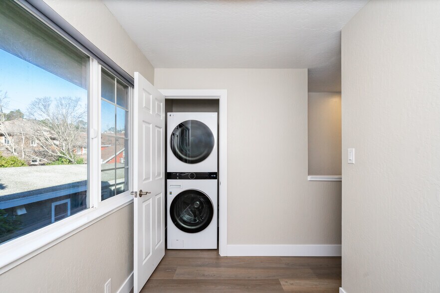 More Photos Of 37 Pacheco St, San Rafael Apartments For Sale