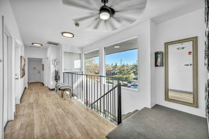 More Photos Of 904 W 7th St, Reno Office For Sale