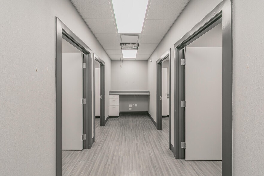 More Photos Of 418 Village Dr, Murphy Medical For Sale